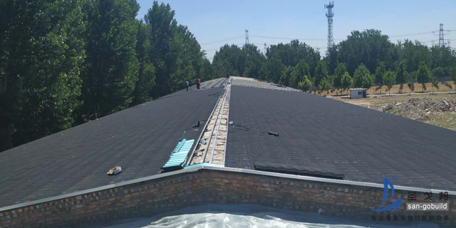 坡屋頂現(xiàn)澆完還要做防水,保溫才能掛瓦?難怪農村包工頭都說.